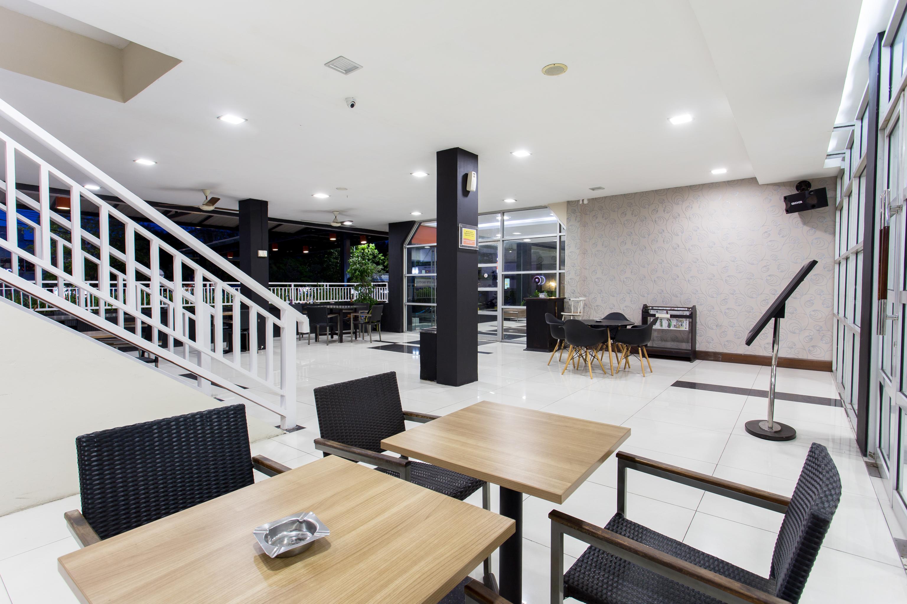 Capital O 769 City Hotel Balikpapan  Exterior photo